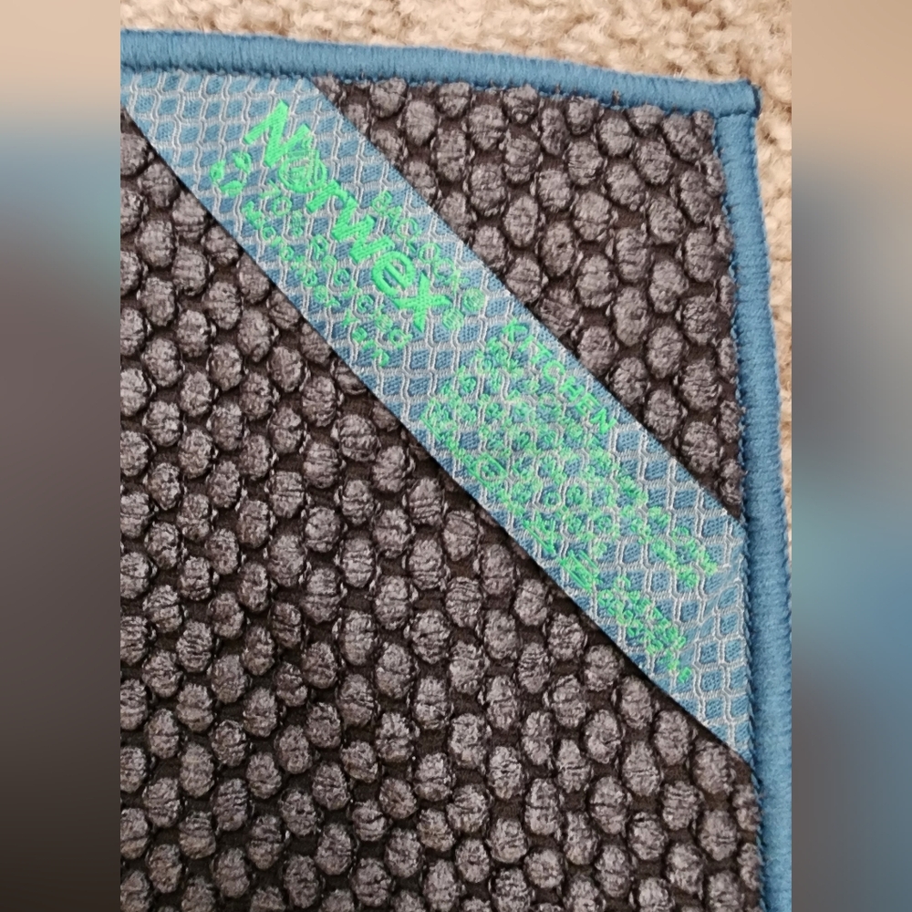 Norwex Channel Textured Kitchen Clothes. - Picture 2 of 4